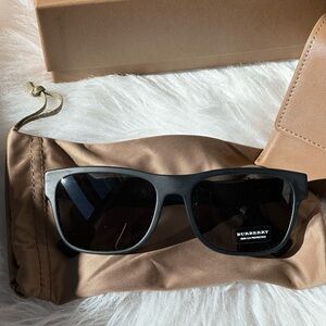 Burberry Black Sunglasses Stylish Accessories
